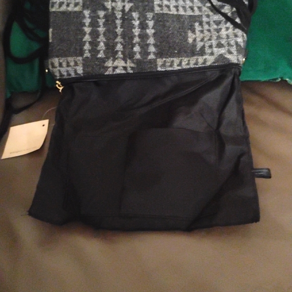 L.I.B. New York Western Boho Multiwear Bag with Fringe NWT - Picture 5 of 6